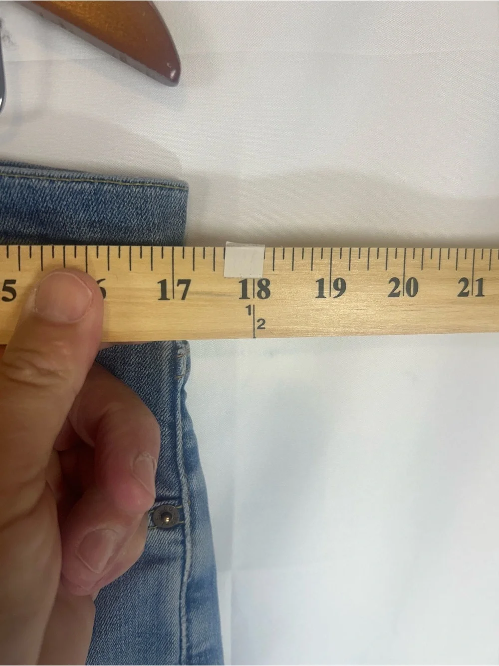 Levi's Men's Slim Straight Light Blue Jeans